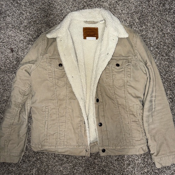 Levi's Tan Sherpa-Lined Jacket - Picture 1 of 3